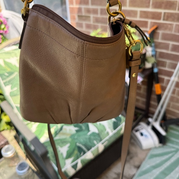 Vintage Coach Brooke Pleated Leather Crossbody Bag E0973-43112 - Picture 5 of 9